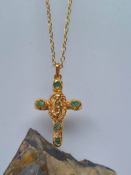 Cruz Guadalupe Esmeralda