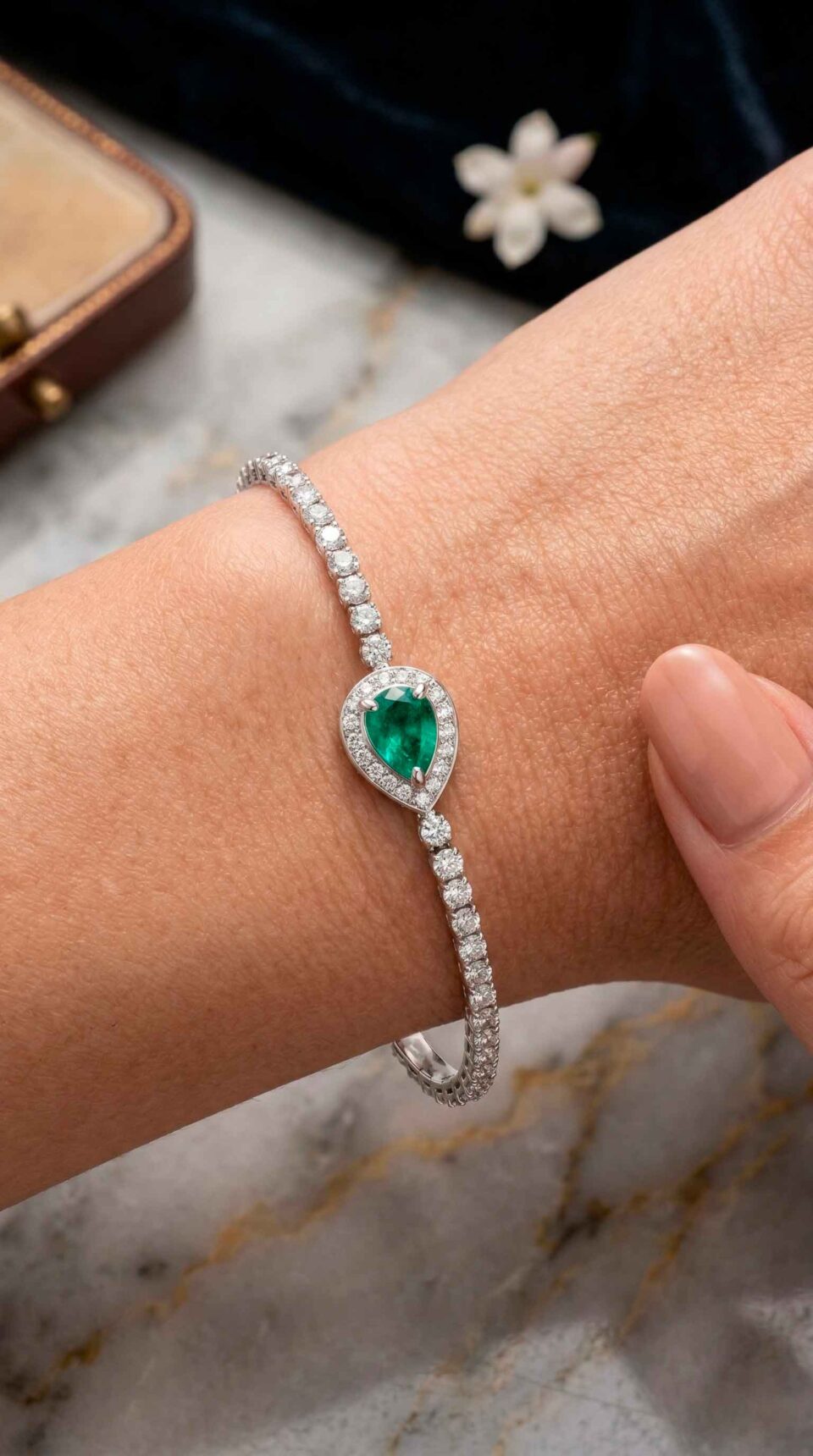 pulsera_esmeralda_oro_blanco