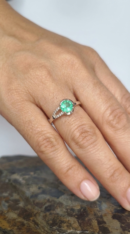 Anillo Aurora Verde – Plata 925 con esmeralda natural facetada 2