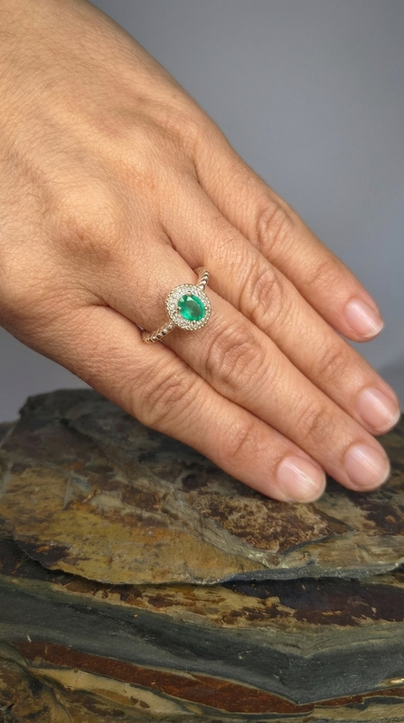 Anillo Perla Victoria Esmeralda – Plata 925 con esmeralda natural facetada