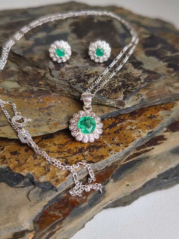 Set Oasis Esmeralda – Plata 925 con esmeraldas naturales facetadas